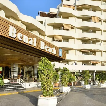 Benalbeach Vistas Al Mar * 贝纳尔马德纳